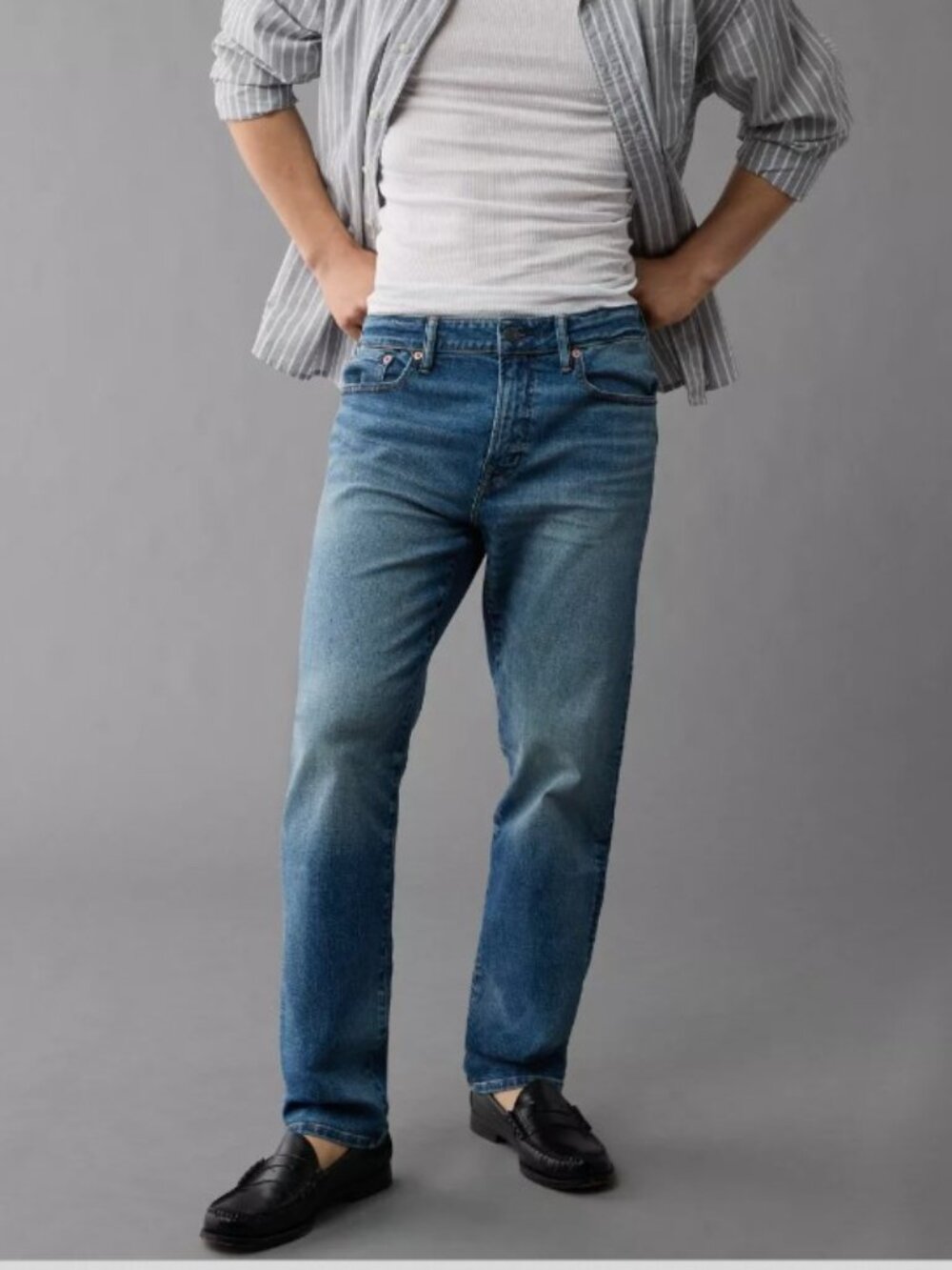 American Eagle Brand Men's size 34x32 Airflex+ Athletic Straight Jeans